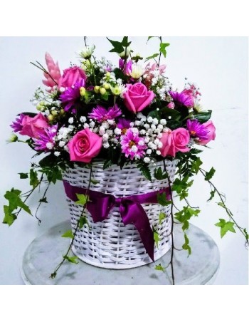 Canasta en Rosas Rosadas